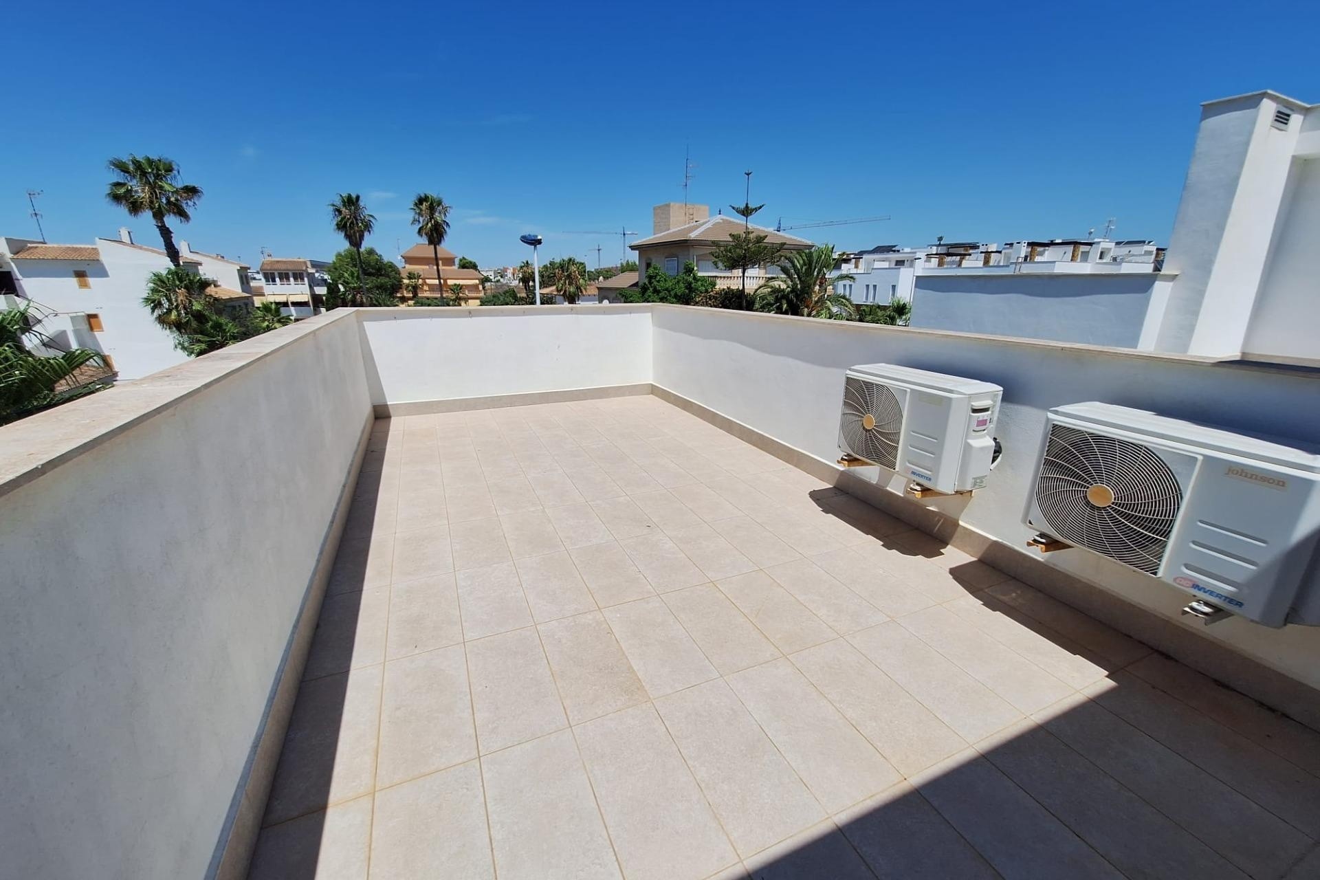 Sprzedaż - Willa wolnostojąca -
Torrevieja - Los Frutales