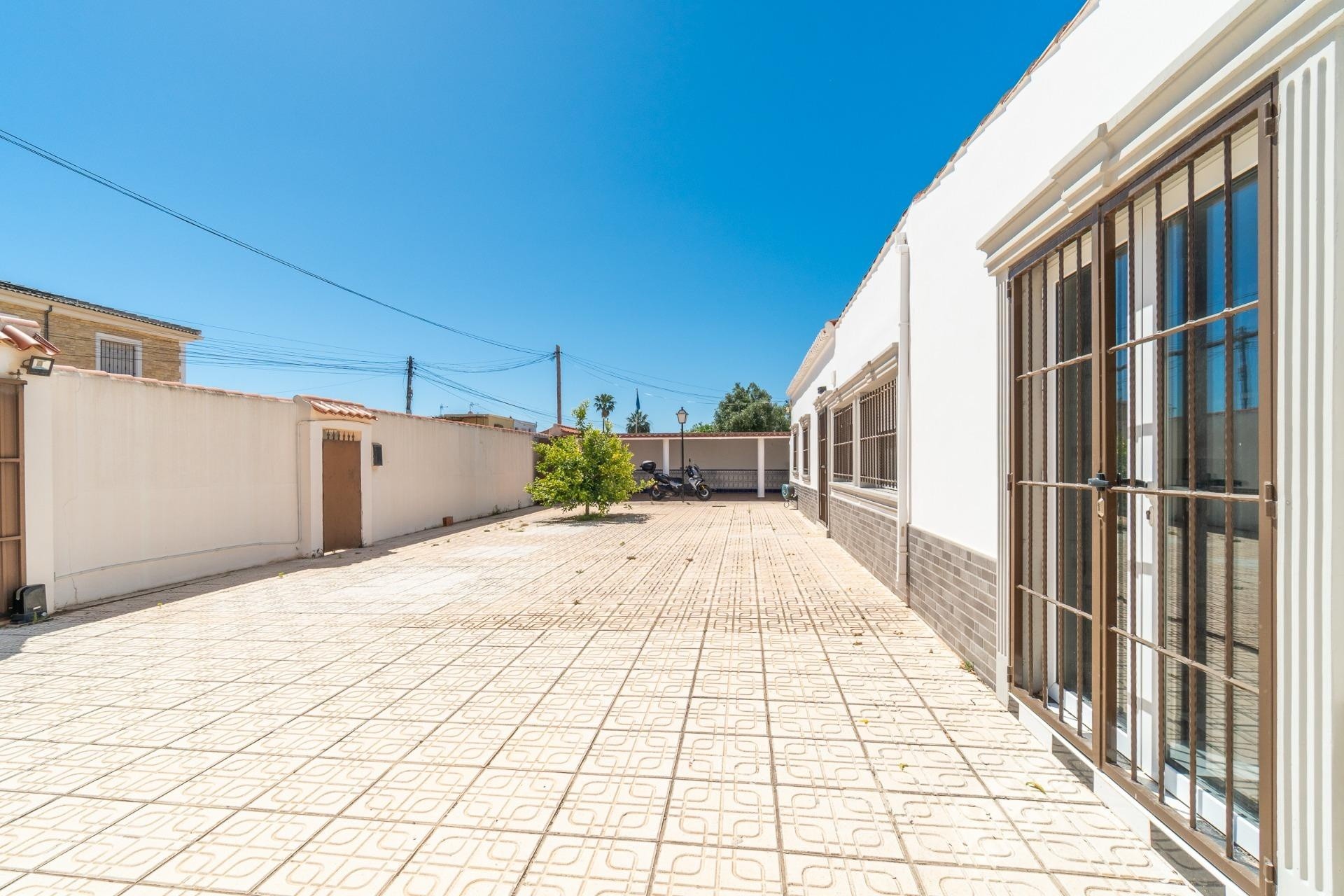 Sprzedaż - Willa wolnostojąca -
Torrevieja - Torreta florida