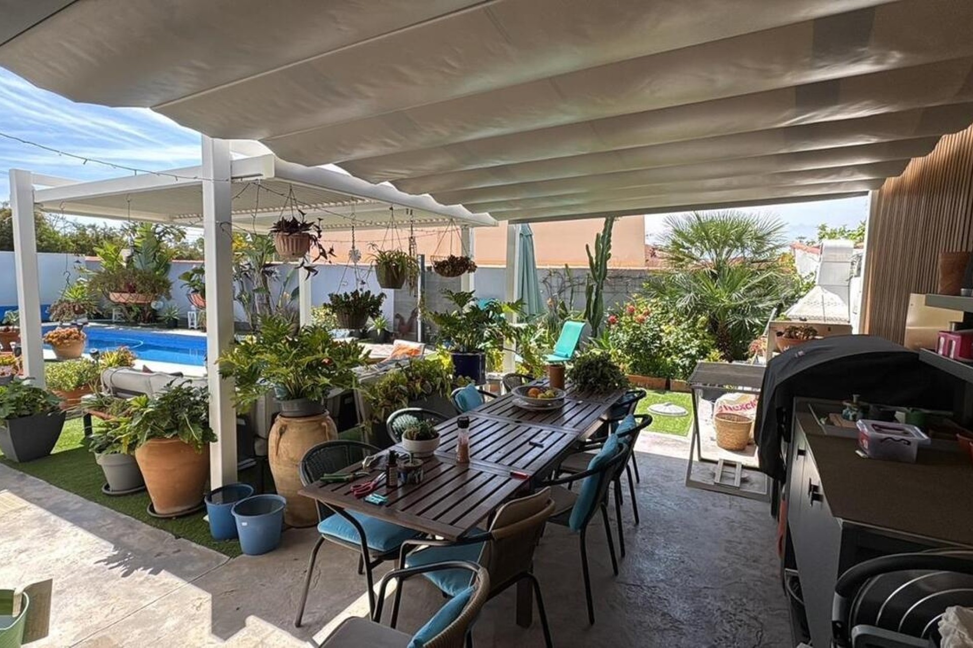 Sprzedaż - Willa wolnostojąca -
Torrevieja - Torreta florida