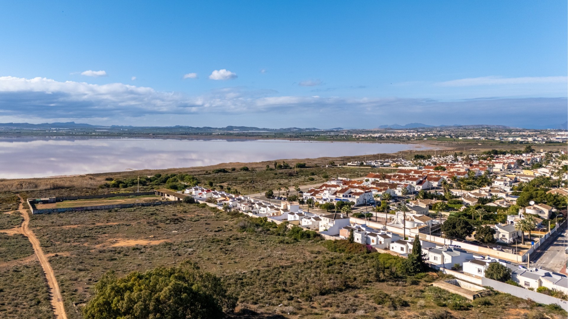 Sprzedaż - Willa wolnostojąca -
Torrevieja - Urbanización San Luis