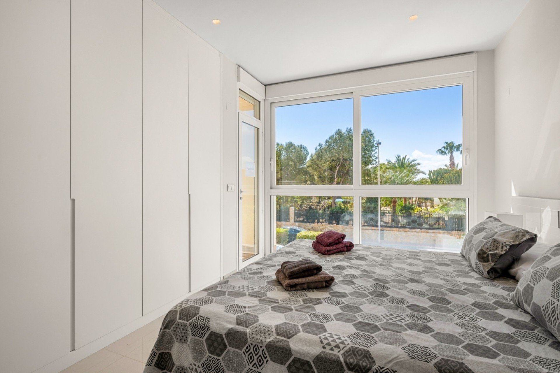 Sprzedaż - Willa wolnostojąca -
Torrevieja