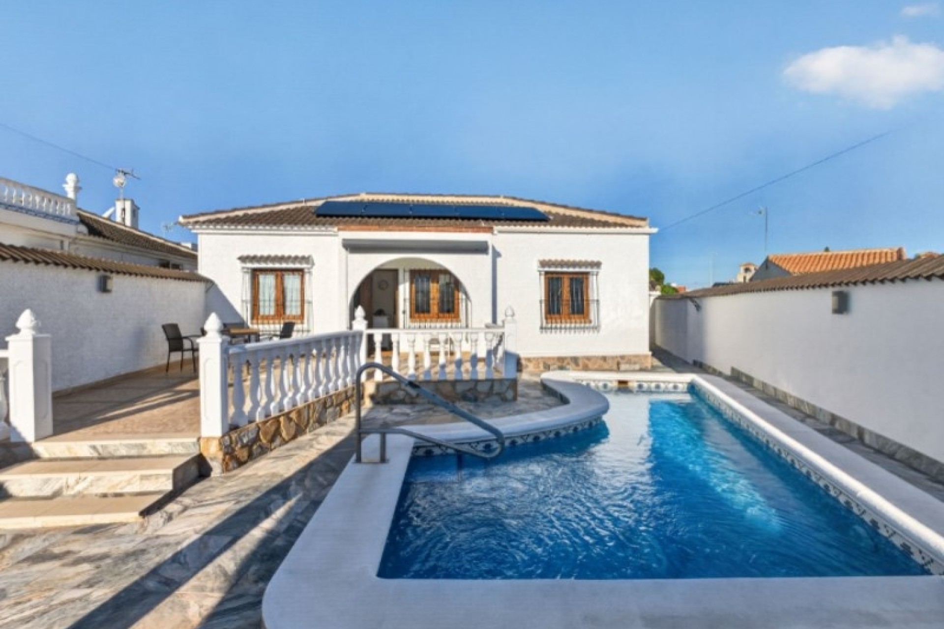 Sprzedaż - Willa wolnostojąca -
Torrevieja