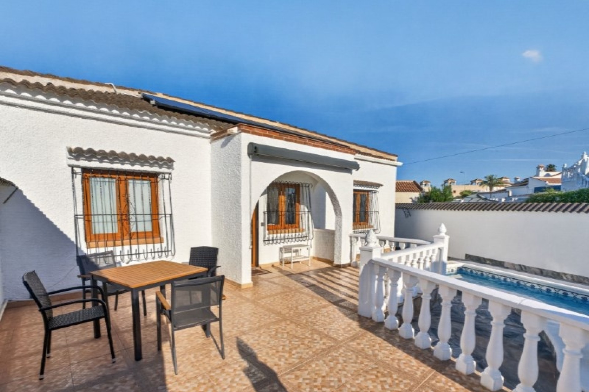Sprzedaż - Willa wolnostojąca -
Torrevieja