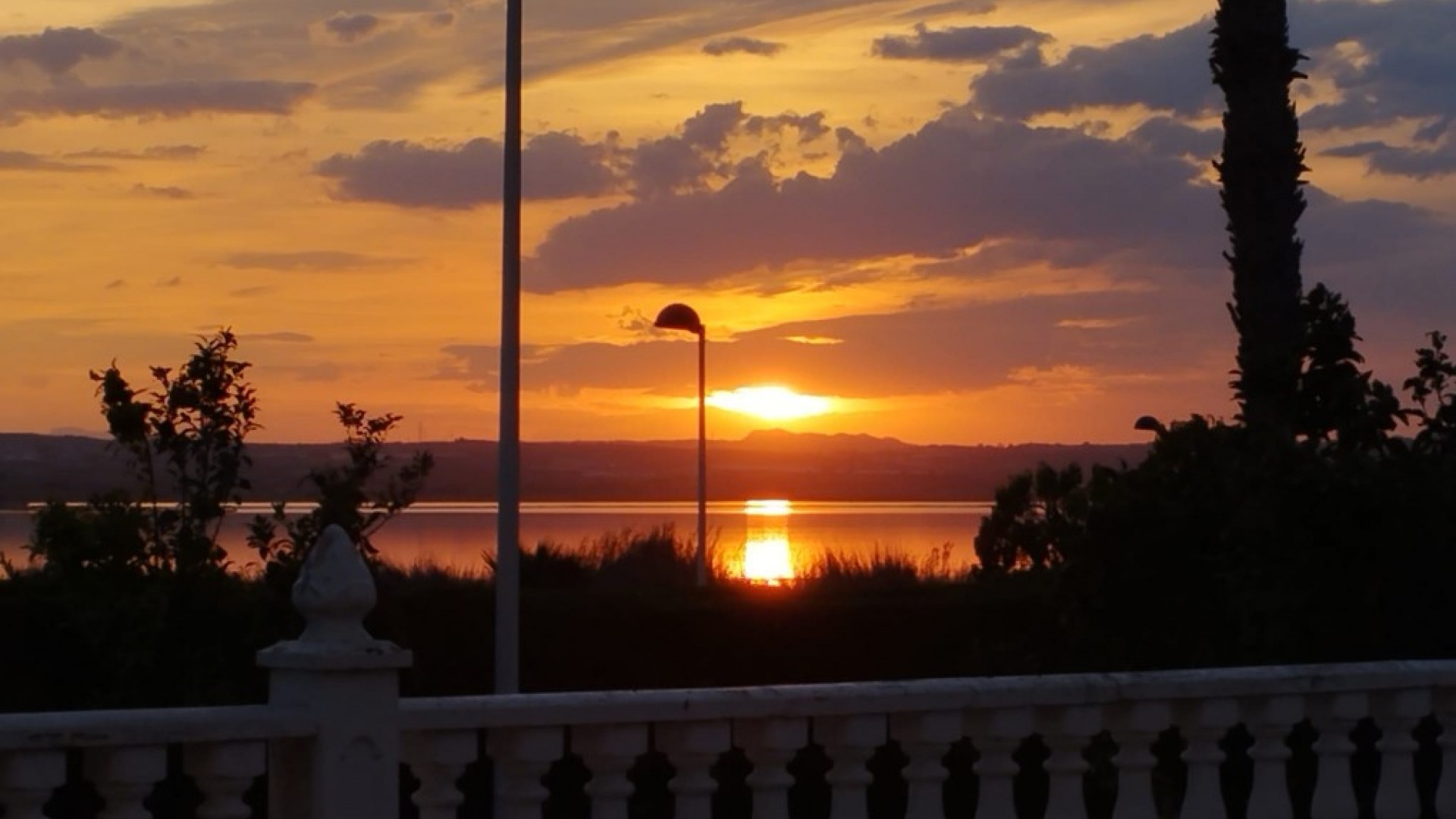 Sprzedaż - Willa wolnostojąca -
Torrevieja