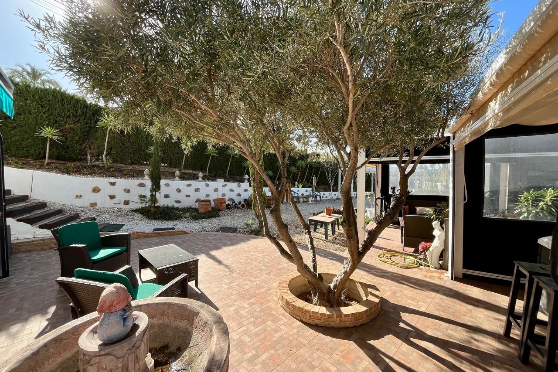 Sprzedaż - Willa wolnostojąca -
Villamartín - Costa Blanca