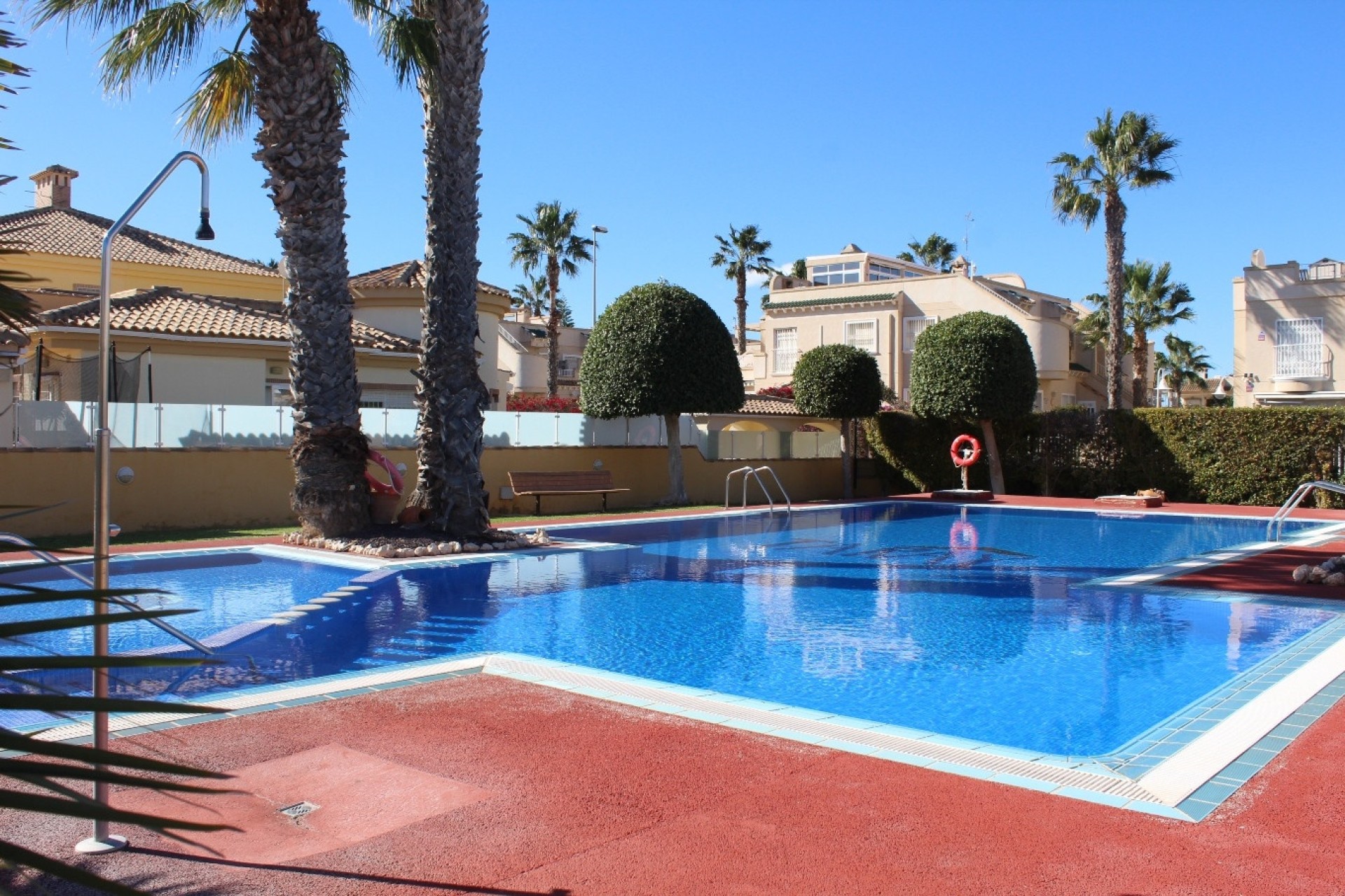 Sprzedaż - Willa wolnostojąca -
Villamartín - Costa Blanca