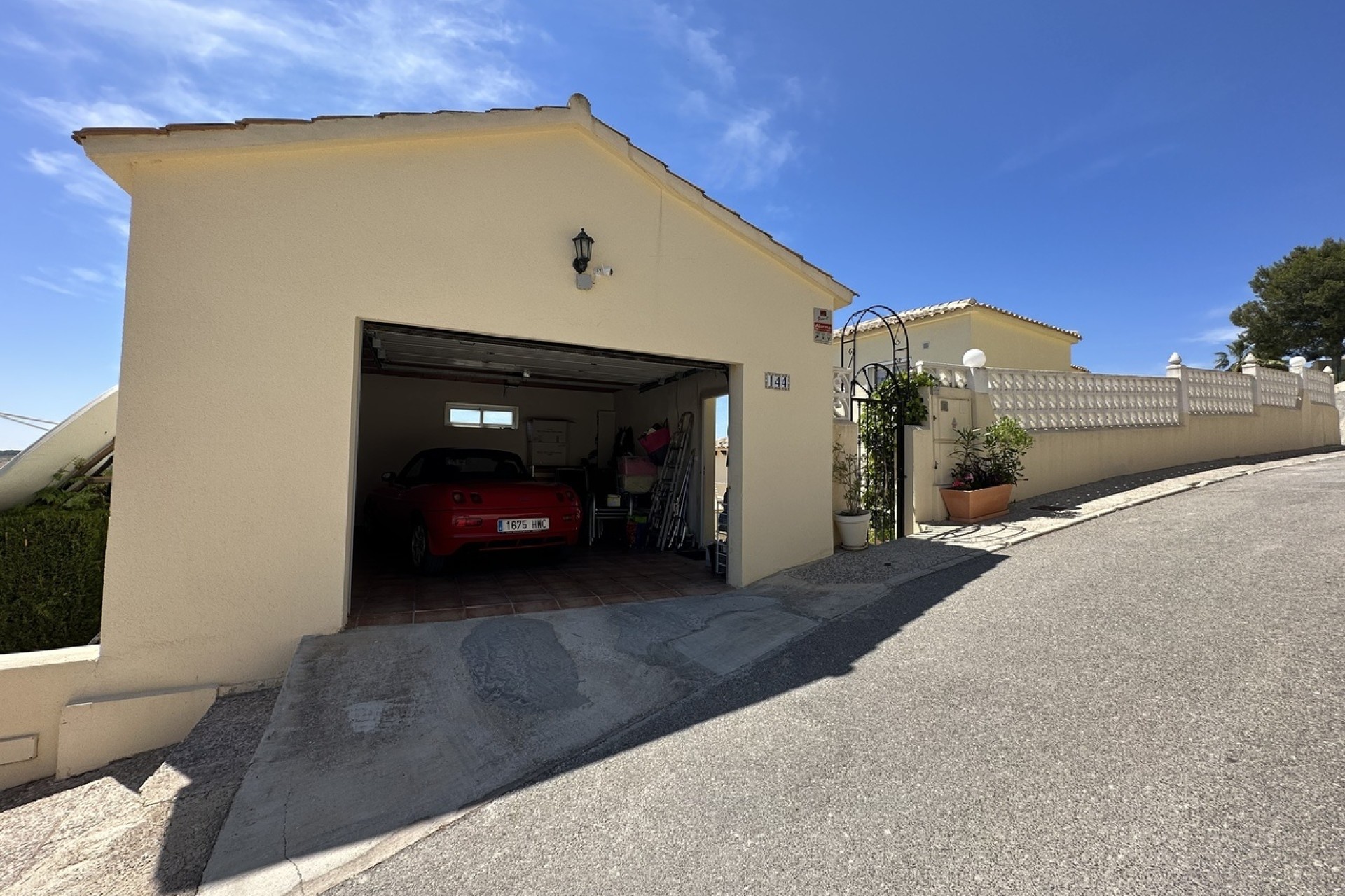 Sprzedaż - Willa wolnostojąca -
Villamartín - Costa Blanca