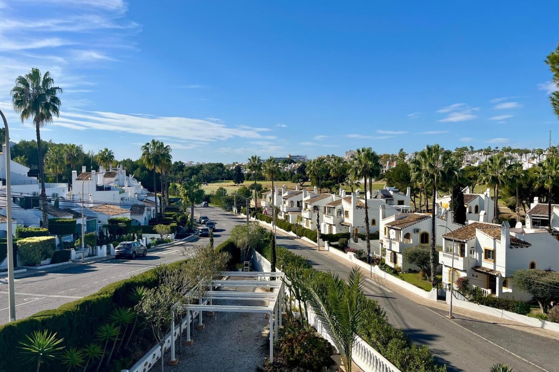 Sprzedaż - Willa wolnostojąca -
Villamartín - Costa Blanca