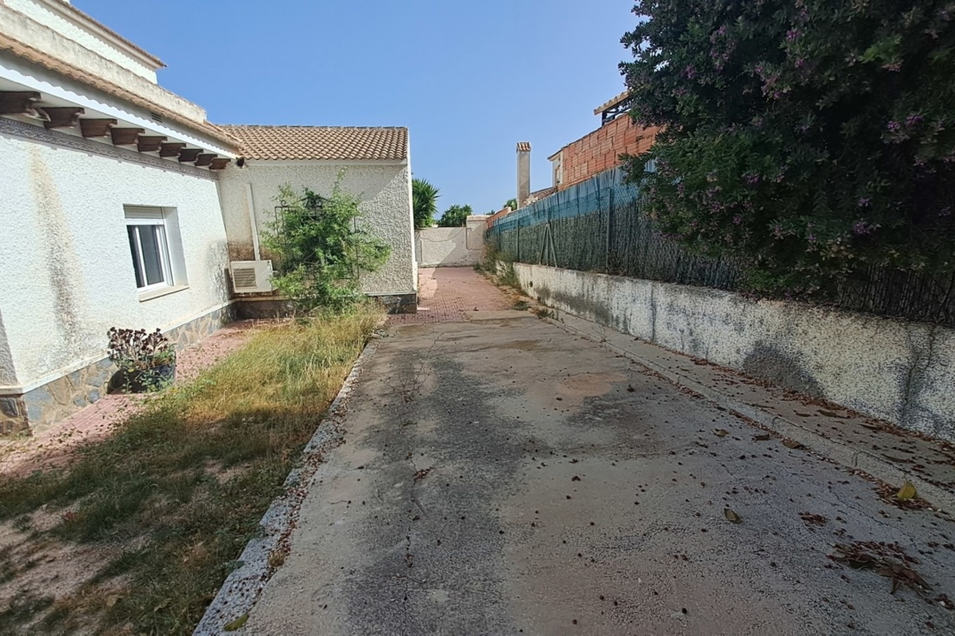 Sprzedaż - Willa wolnostojąca -
Villamartín - Costa Blanca
