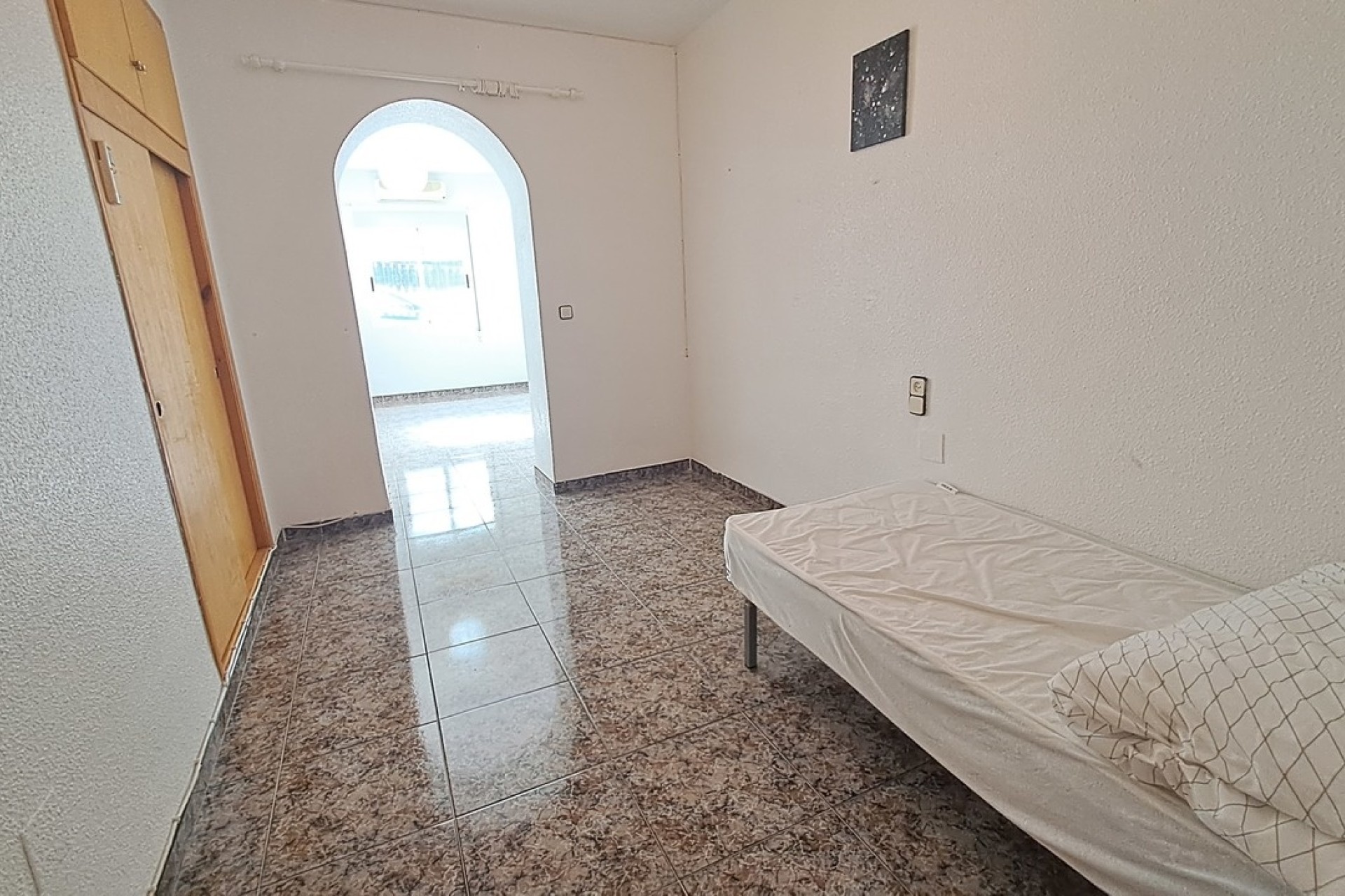 Sprzedaż - Willa wolnostojąca -
Villamartín - Costa Blanca