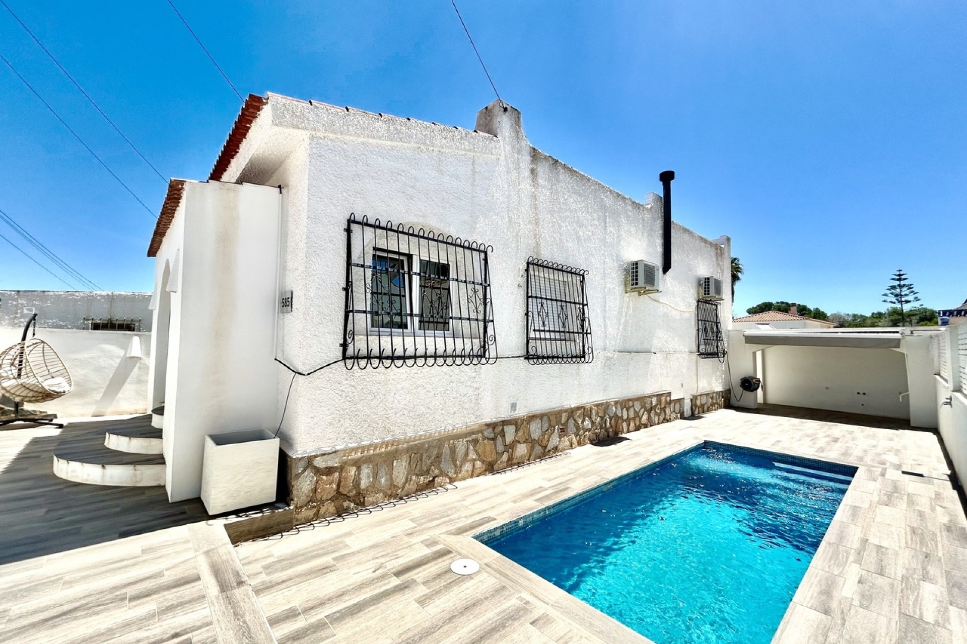 Sprzedaż - Willa wolnostojąca -
Villamartín - Costa Blanca
