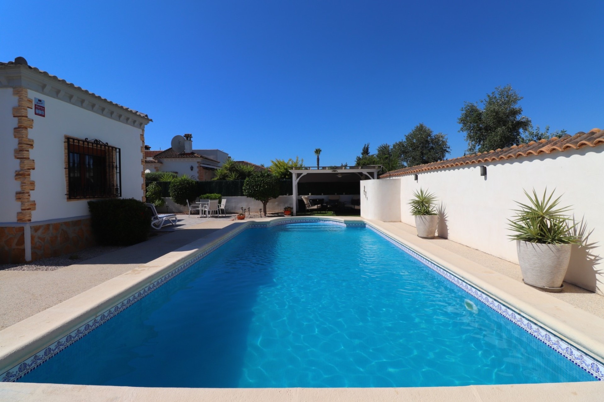 Sprzedaż - Wolnostojąca willa -
Formentera del Segura - Fincas de La Vega