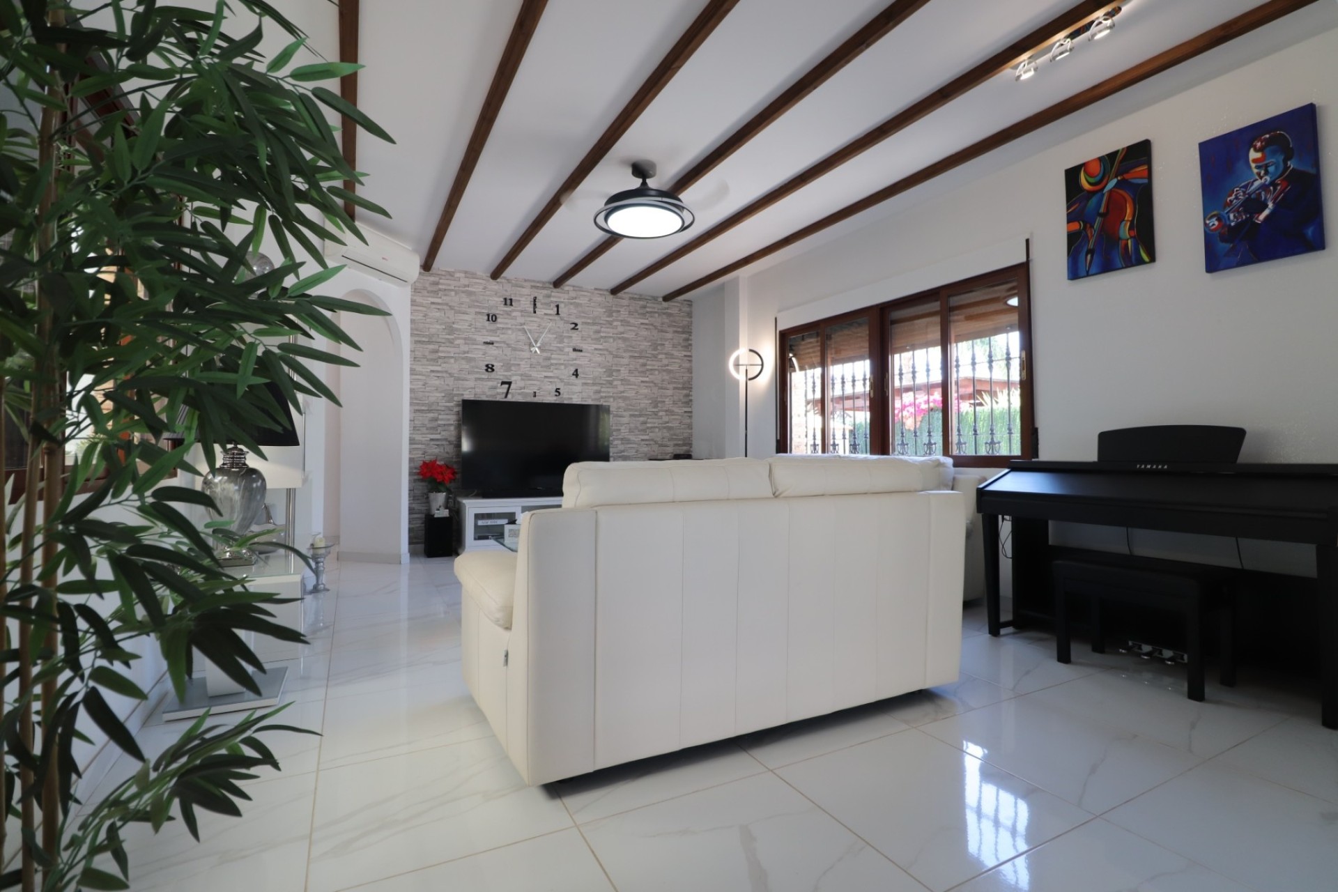 Sprzedaż - Wolnostojąca willa -
Formentera del Segura - Fincas de La Vega