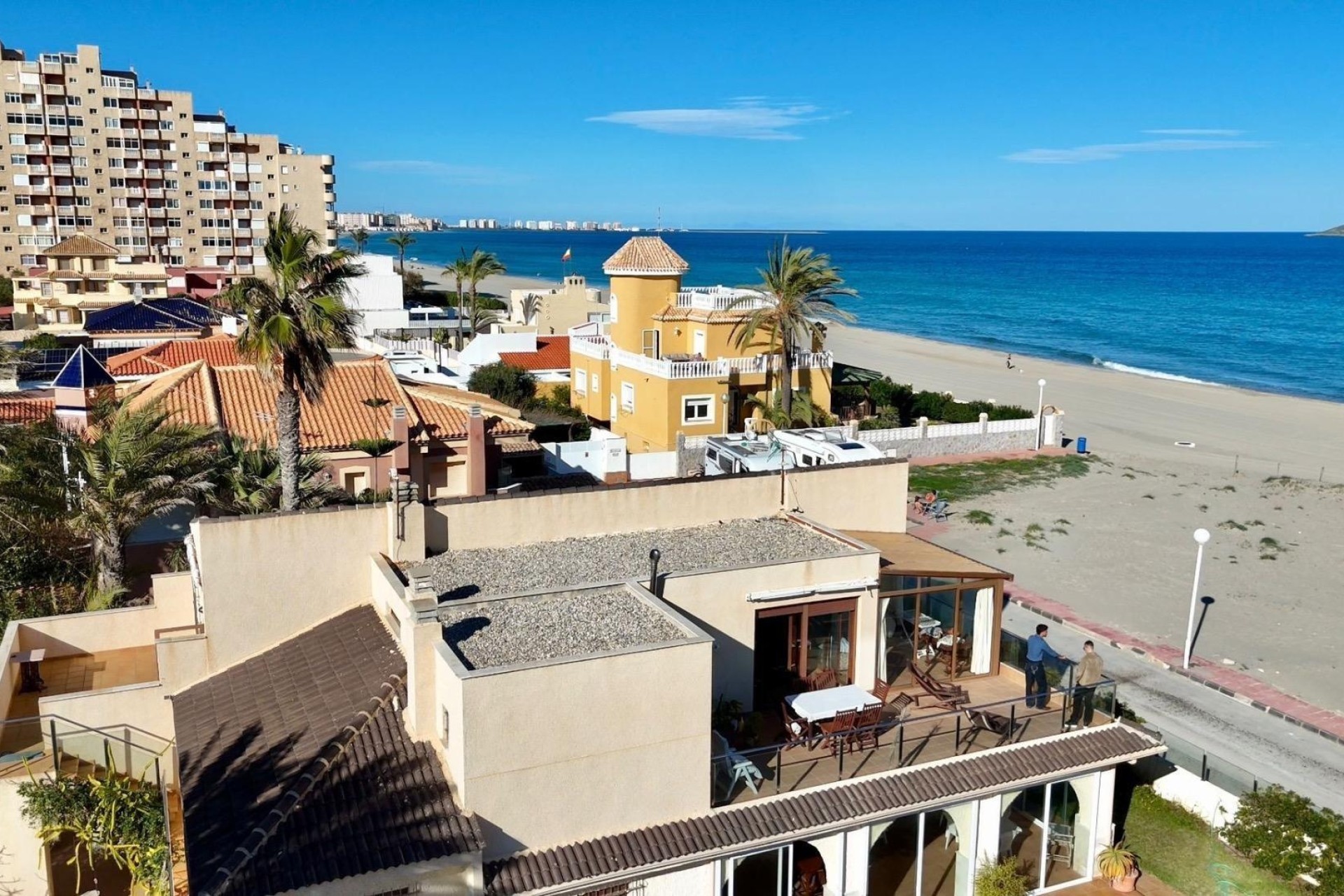 Sprzedaż - Wolnostojąca willa -
La Manga del Mar Menor - La Manga