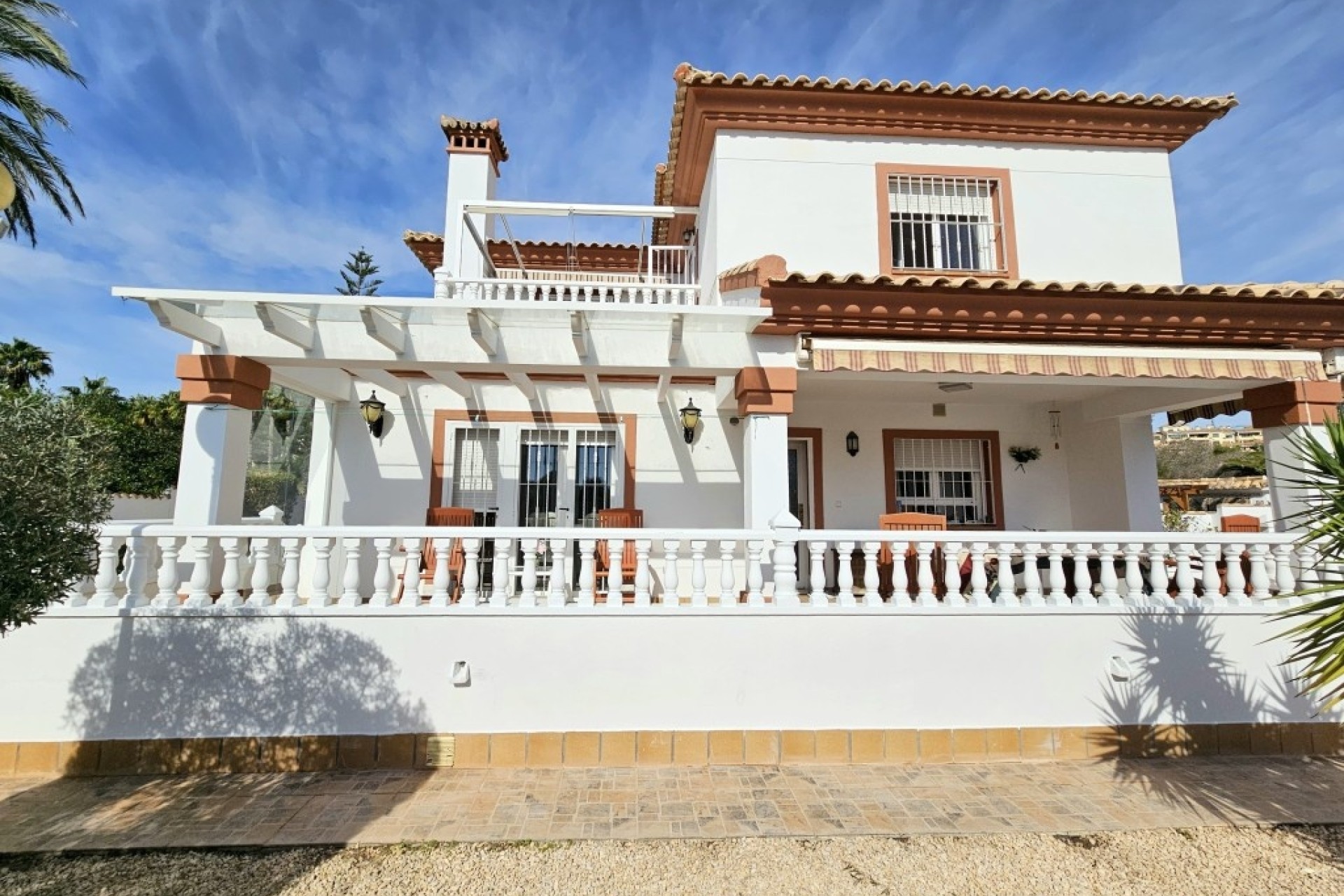 Sprzedaż - Wolnostojąca willa -
Orihuela - Campoamor Golf
