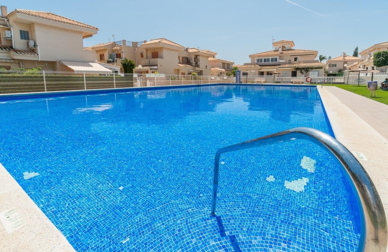 Sprzedaż - Wolnostojąca willa -
Orihuela Costa - Playa Flamenca