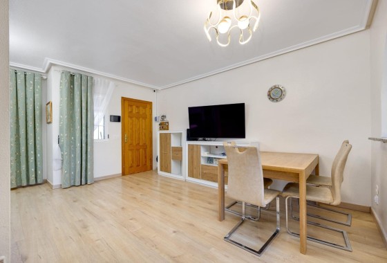 Stadthaus - Resale - Torrevieja - Aguas Nuevas