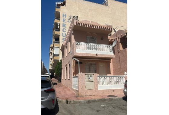 Stadthaus - Resale - Torrevieja - Center