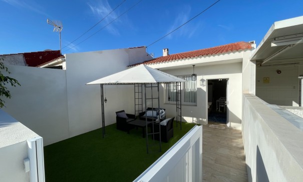 Stadthaus - Resale - Torrevieja - Torretas