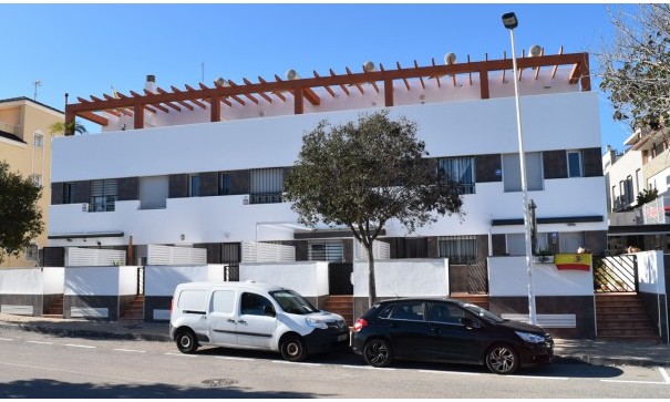Town house - Sale - Guardamar del Segura - Guardamar del Segura