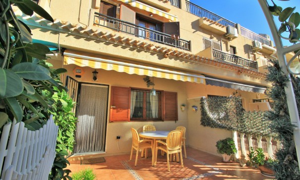 Town house - Sale - Playa Flamenca - Playa Flamenca