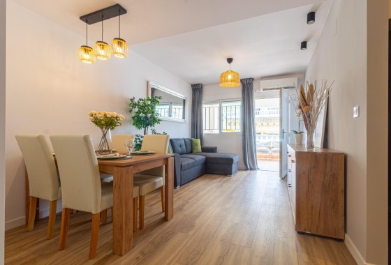 Town house - Sale - Torrevieja - Los altos