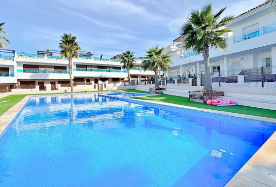 Town house - Sale - Torrevieja - Los Balcones