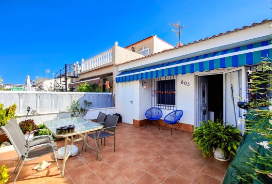 Town house - Sale - Torrevieja -
                Torreta - Salado