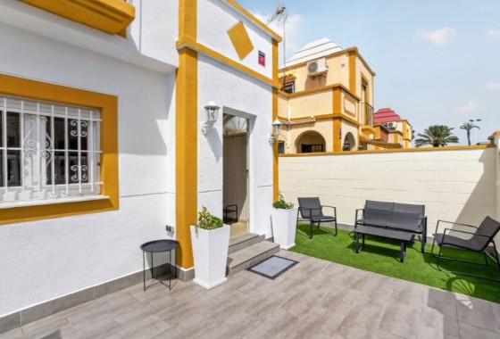 Townhouse - Resale - Torrevieja - Torrevieja
