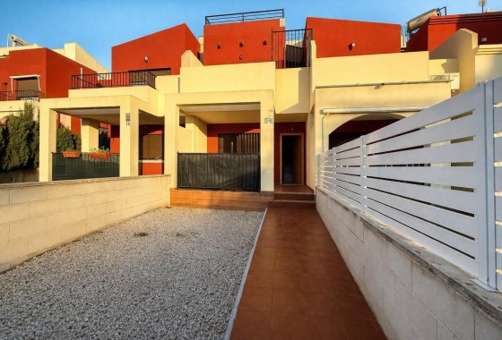 Townhouse - Sale - Torrevieja - Aguas Nuevas