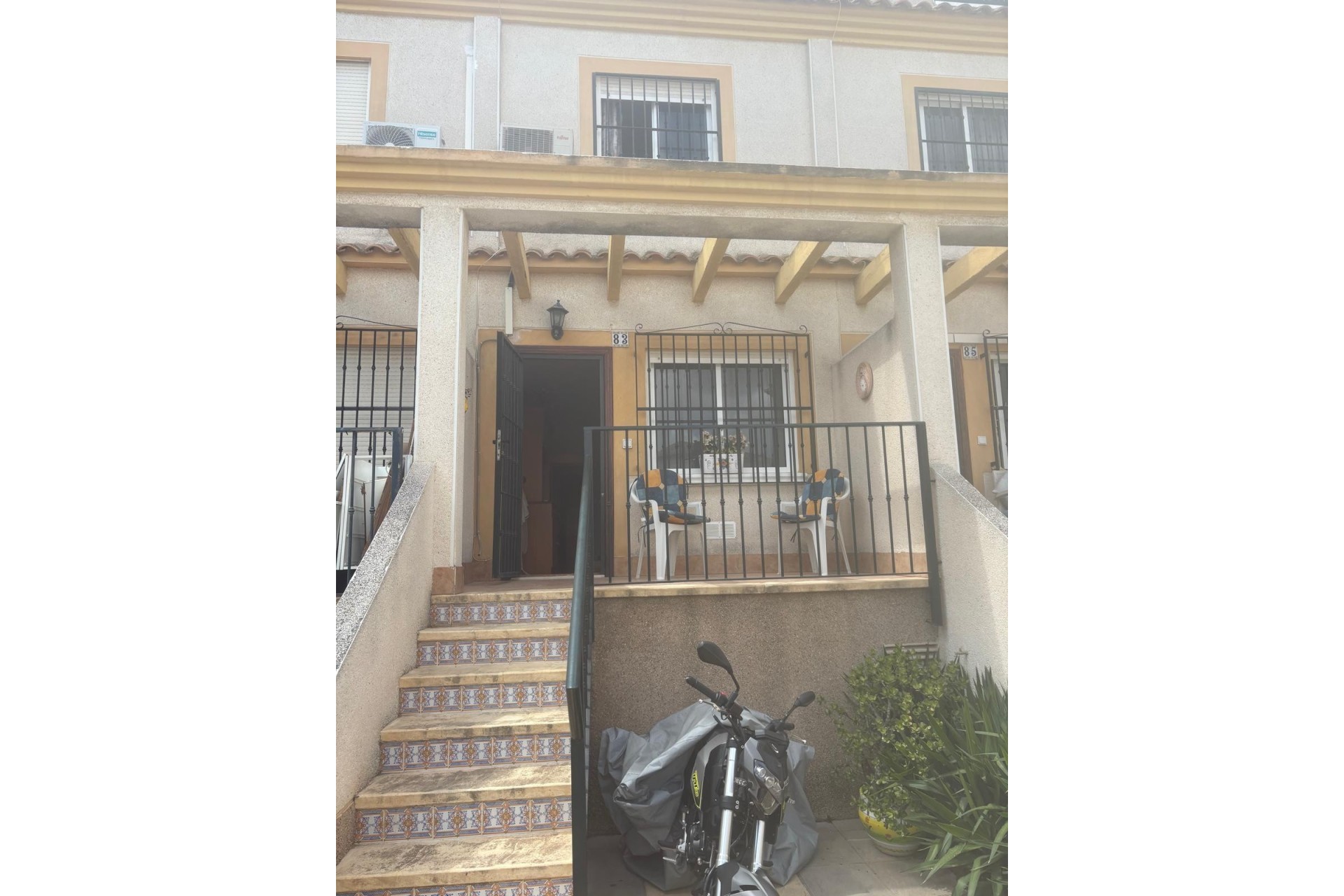 Venta - Adosado -
Algorfa