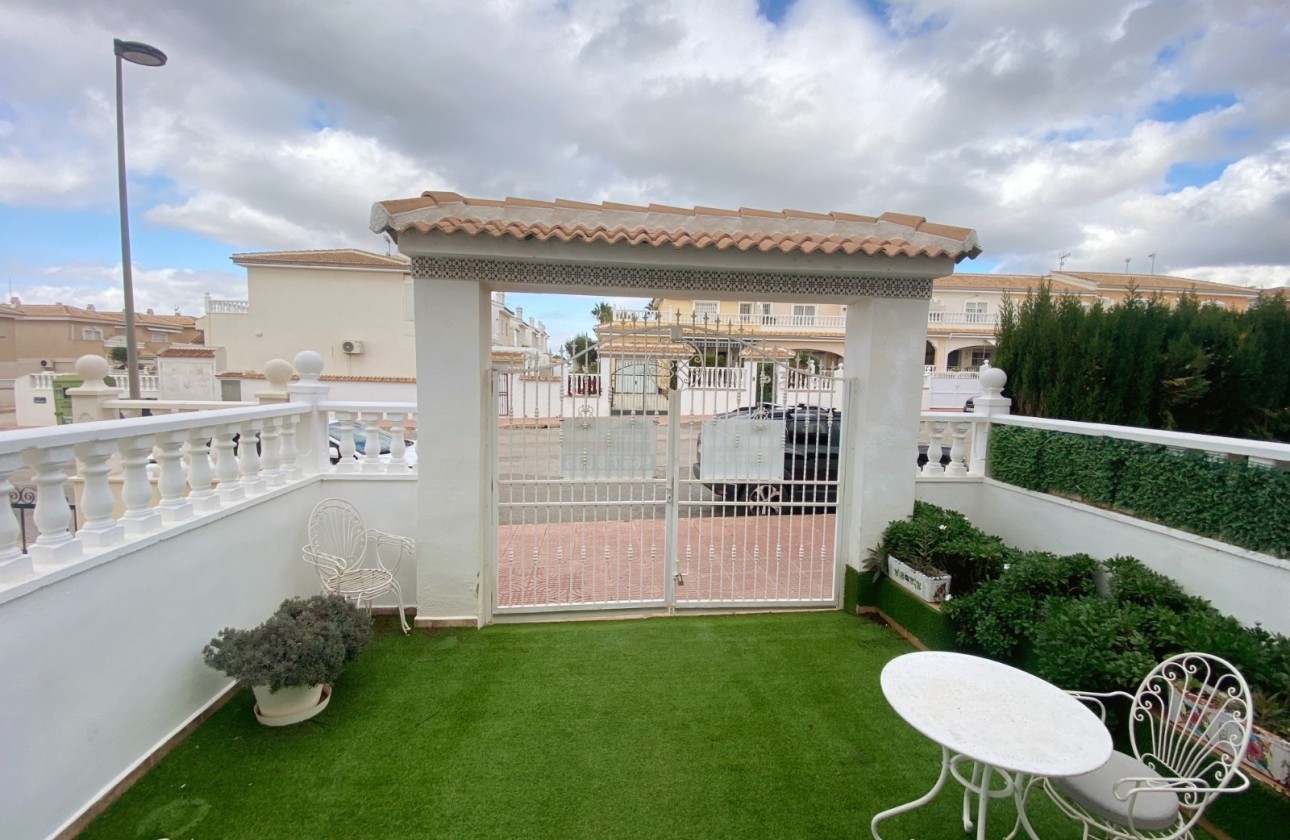 Venta - Adosado -
Benijofar - Monte Azul