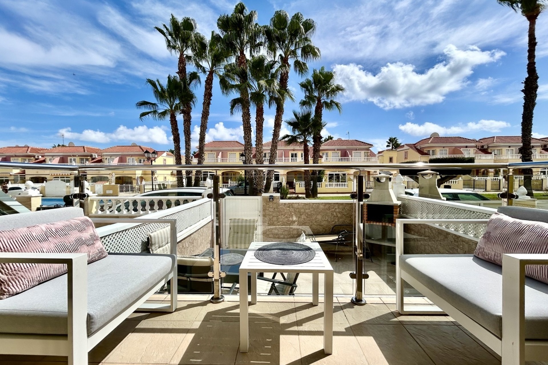 Venta - Adosado -
Cabo Roig