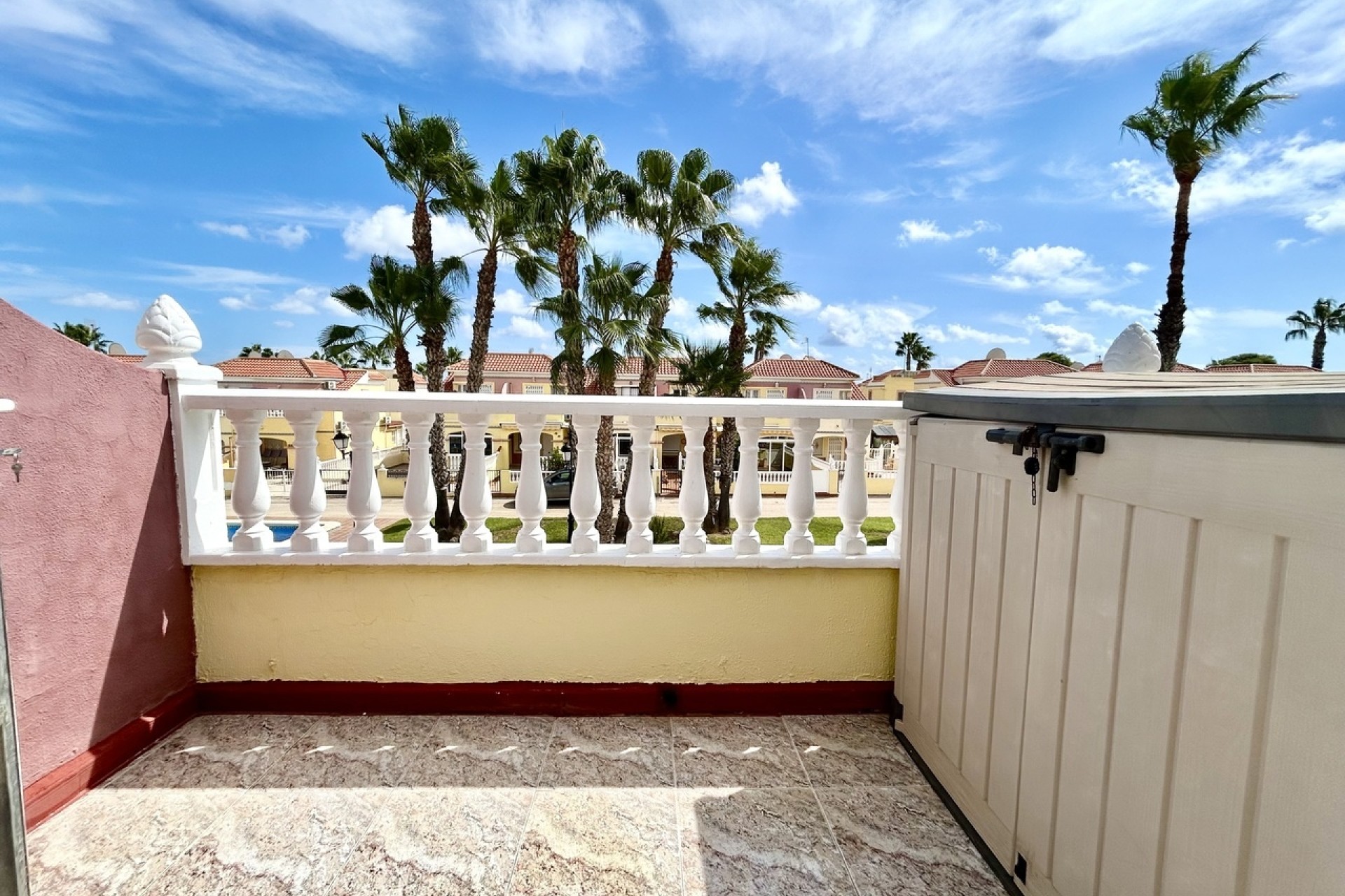 Venta - Adosado -
Cabo Roig