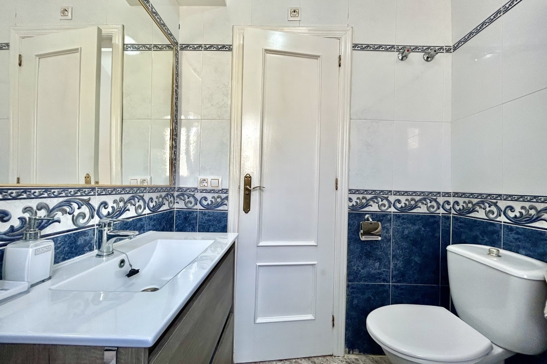 Venta - Adosado -
Cabo Roig