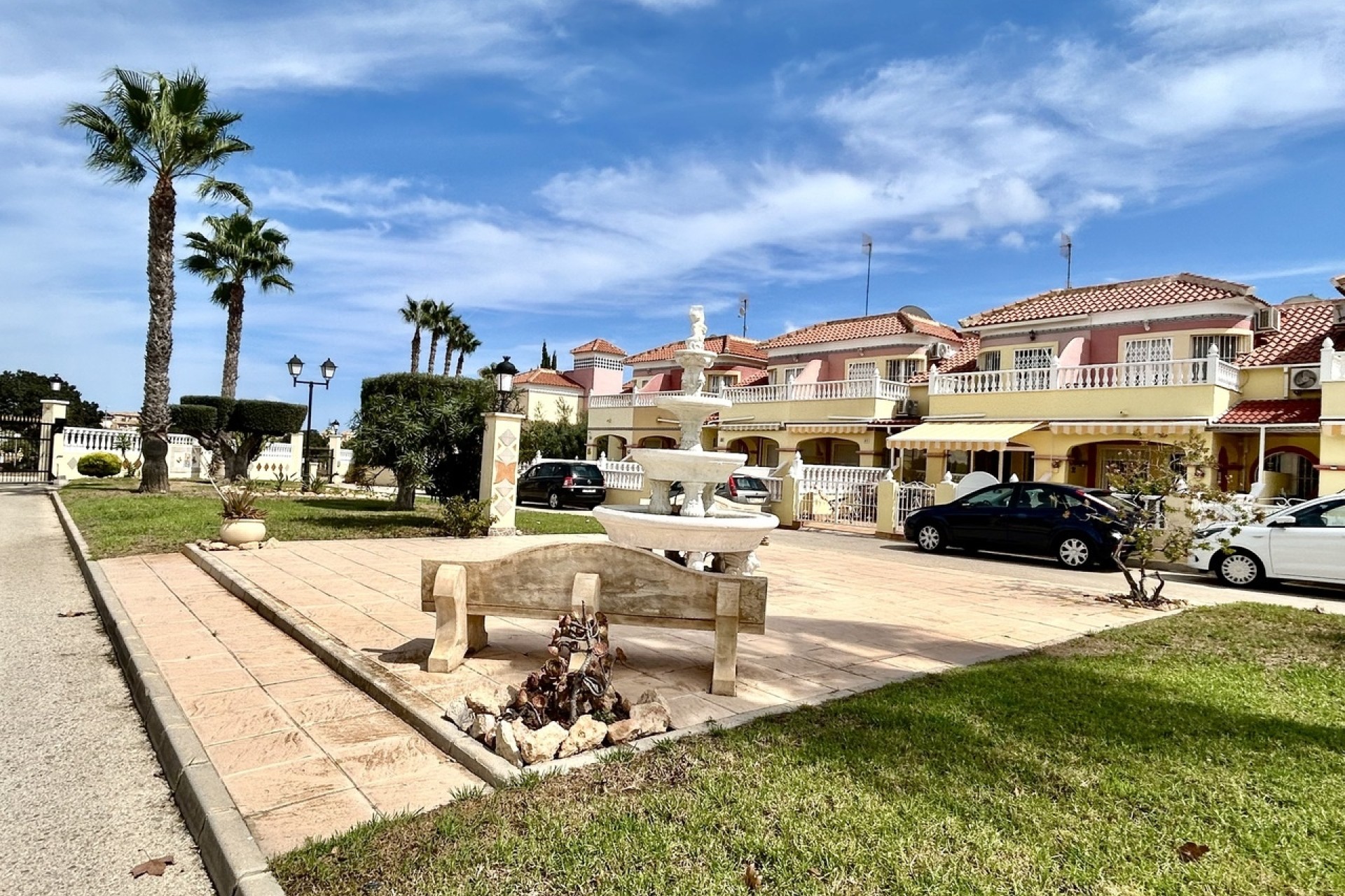 Venta - Adosado -
Cabo Roig