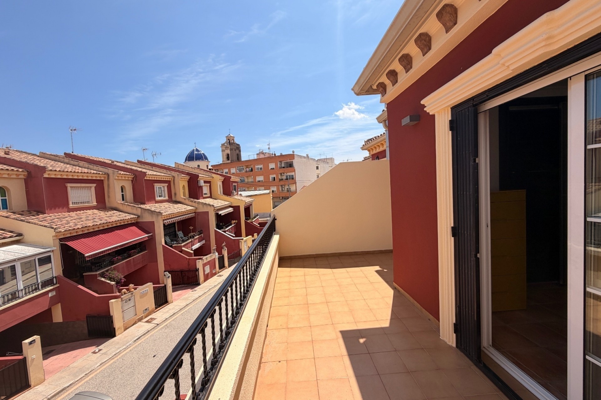 Venta - Adosado -
Catral - pueblo
