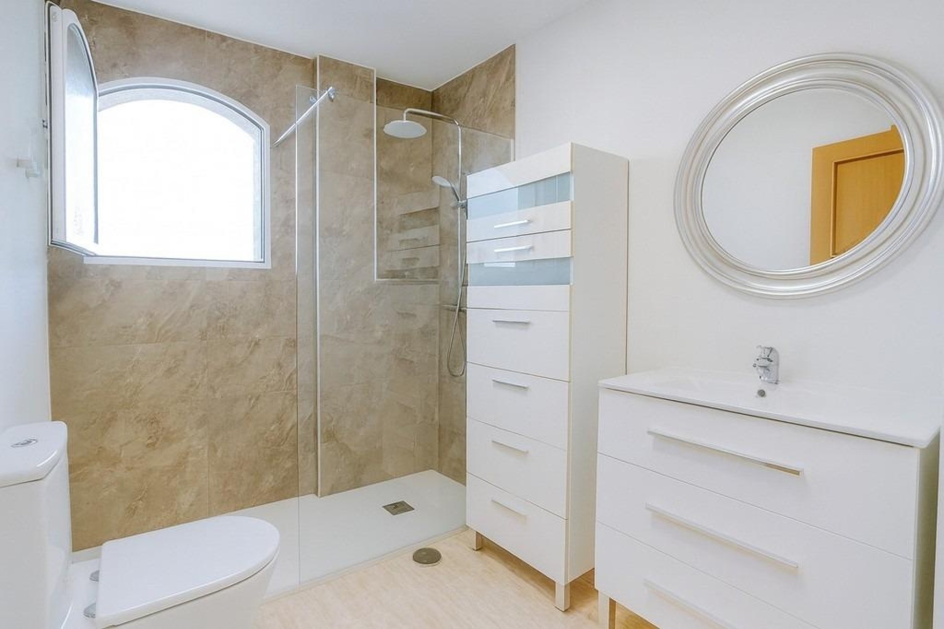 Venta - Adosado -
Dehesa de Campoamor - Campoamor