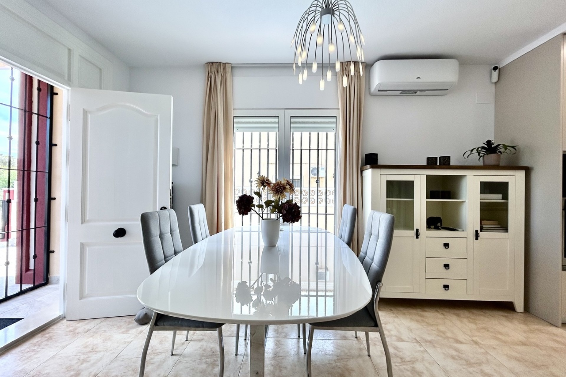 Venta - Adosado -
Dehesa de Campoamor - Campoamor