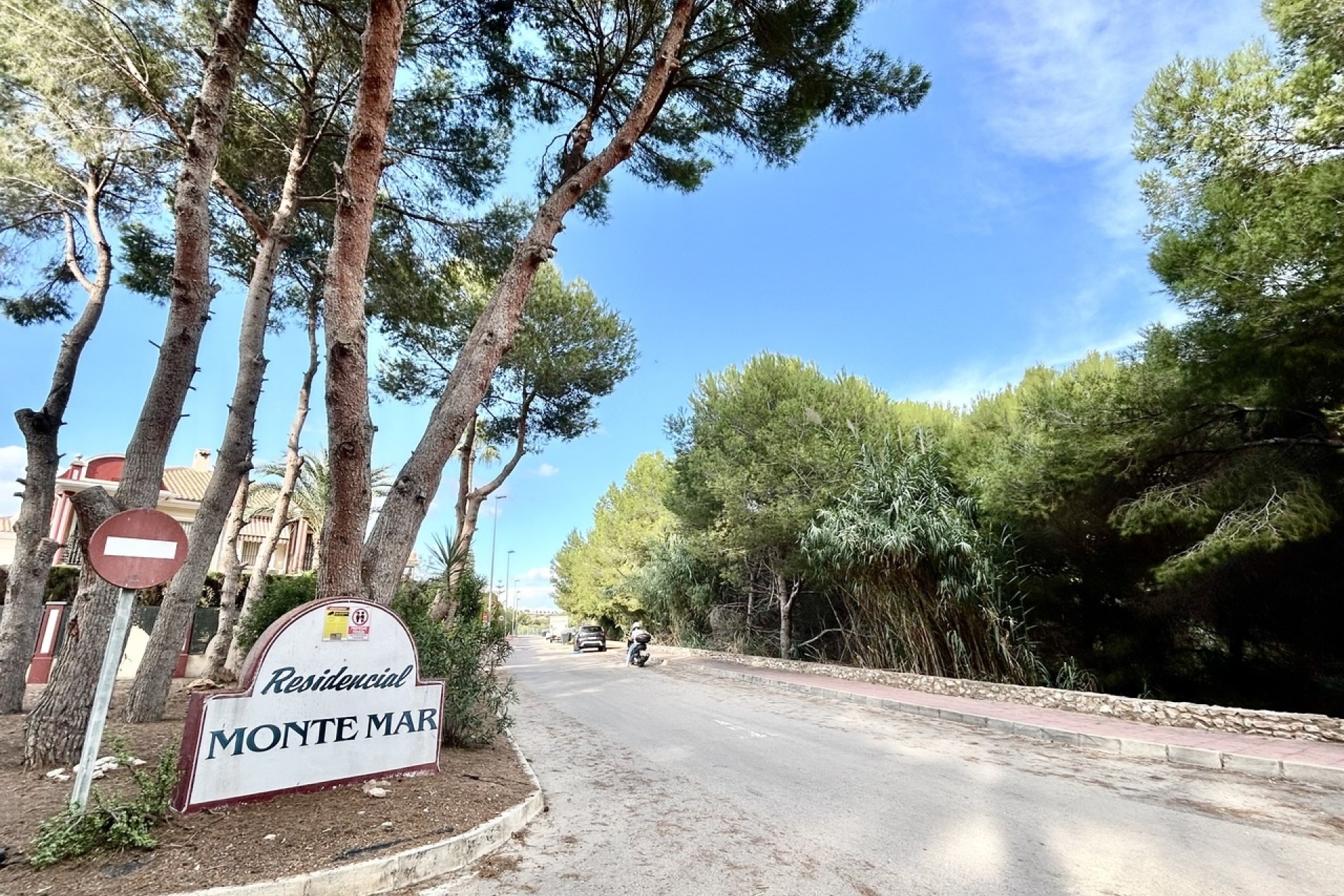 Venta - Adosado -
Dehesa de Campoamor - Campoamor