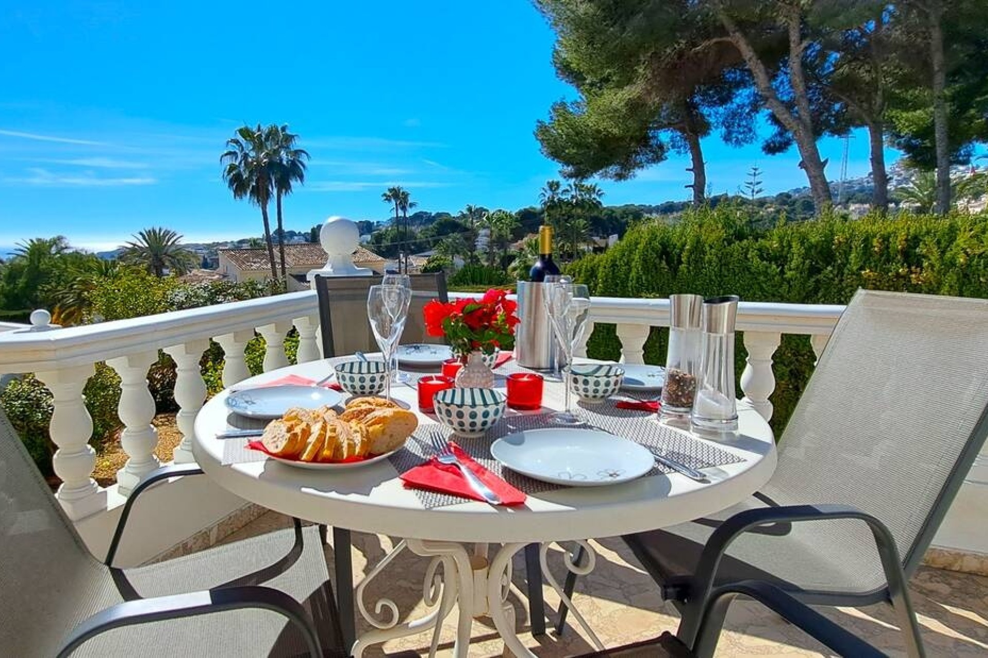 Venta - Adosado -
Moraira