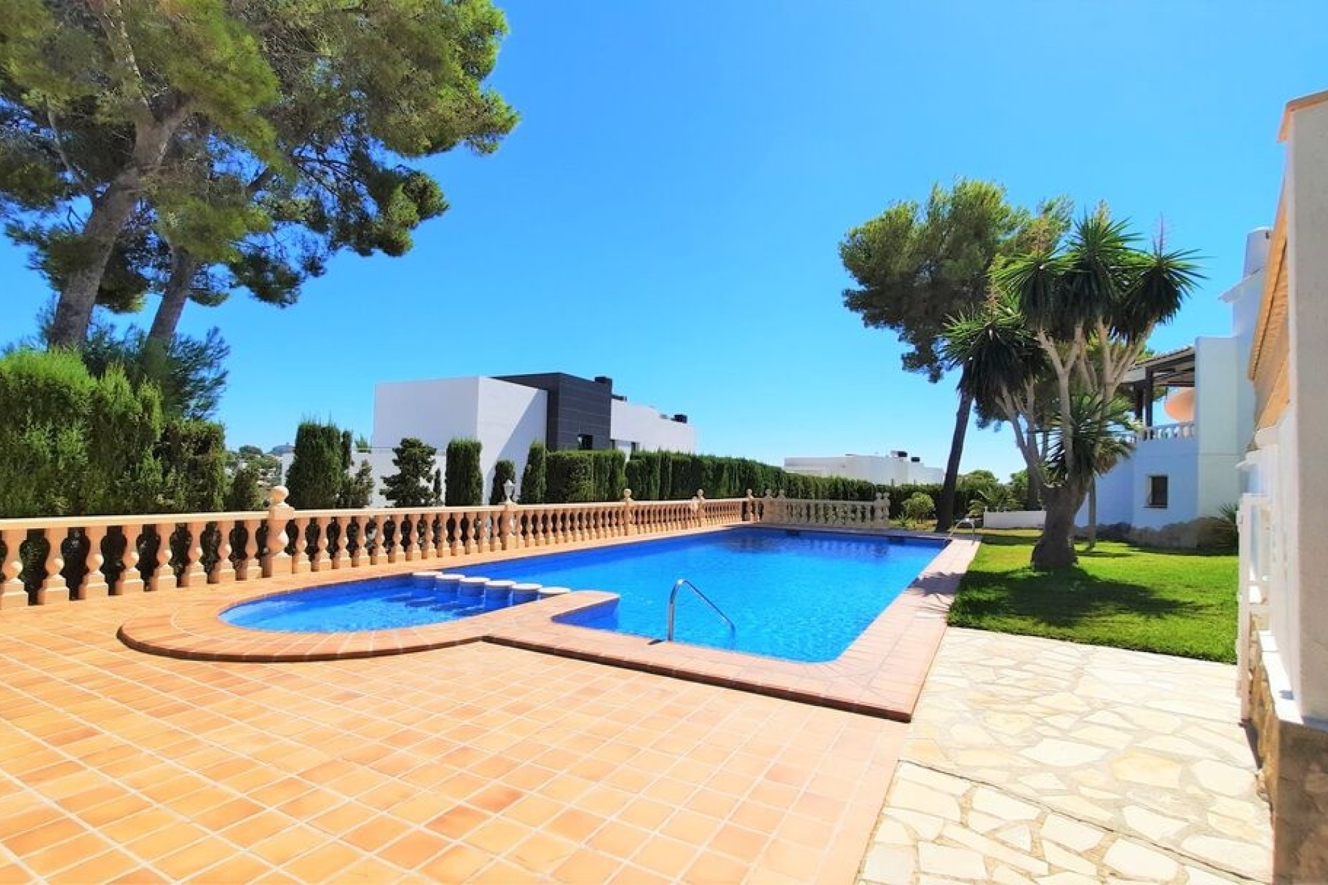 Venta - Adosado -
Moraira
