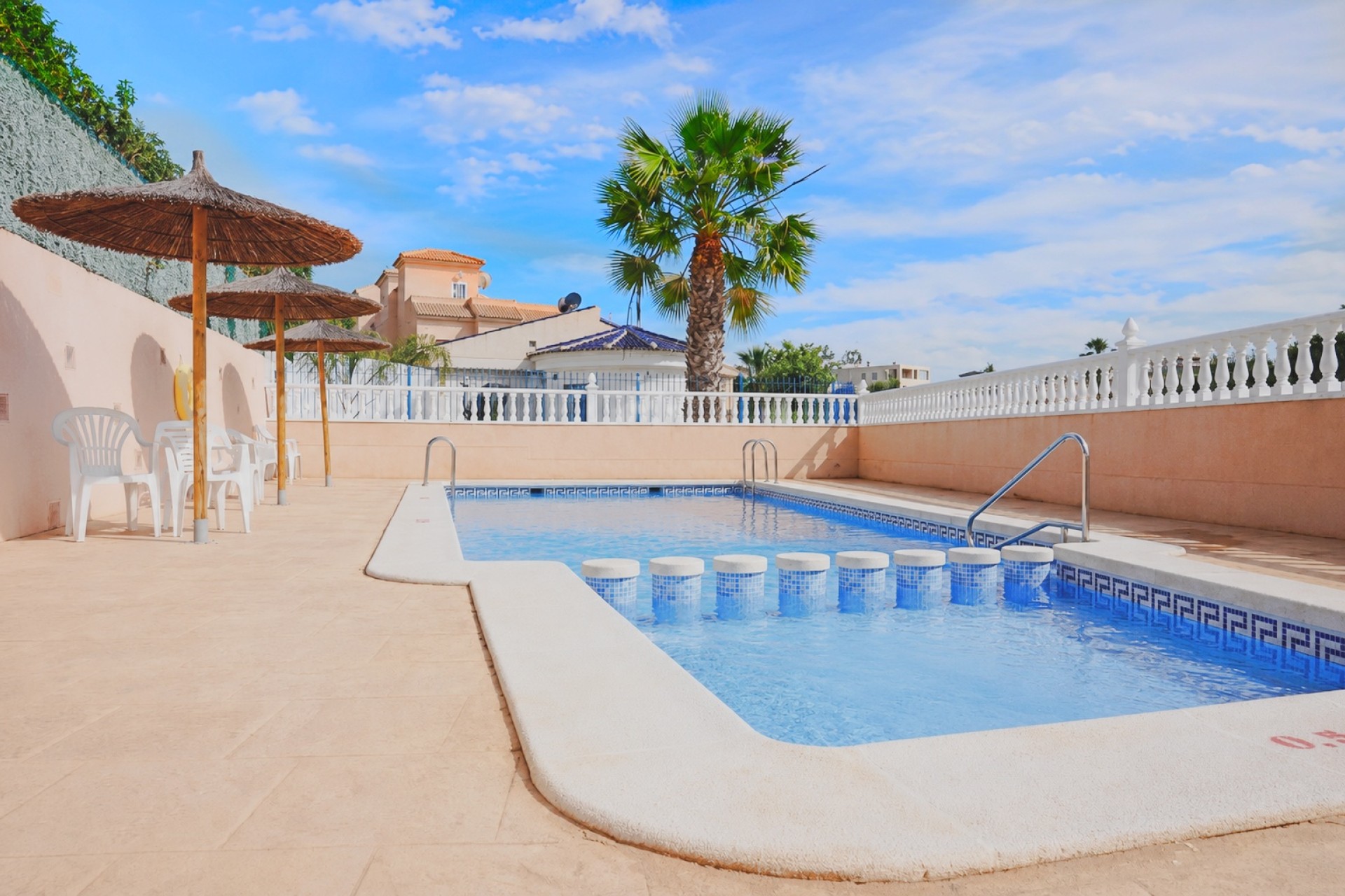 Venta - Adosado -
Orihuela Costa - La Zenia