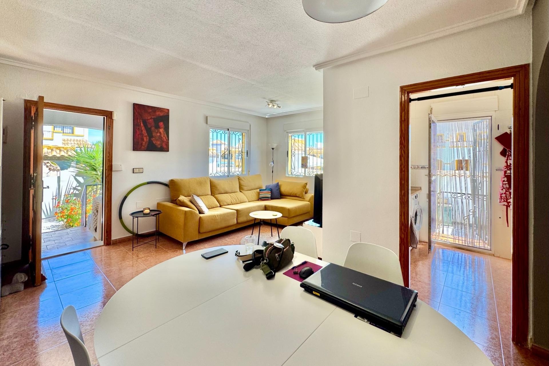 Venta - Adosado -
Orihuela Costa - Los Altos