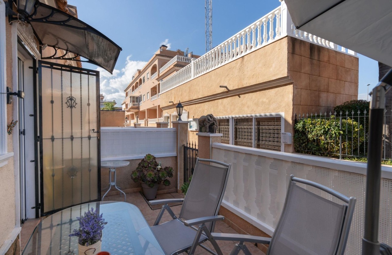Venta - Adosado -
Orihuela Costa - Los Dolses