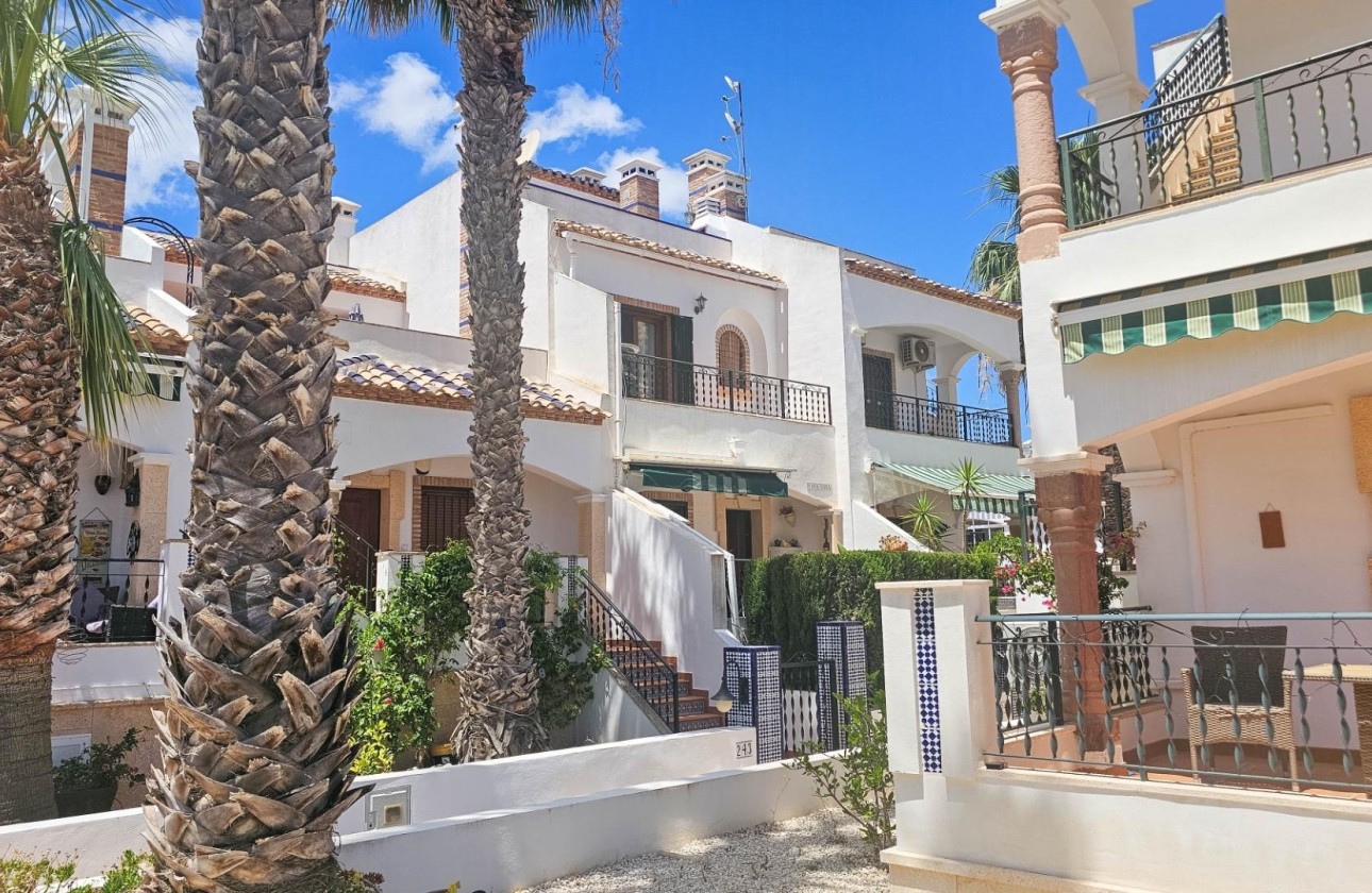 Venta - Adosado -
Orihuela Costa - Villamartín