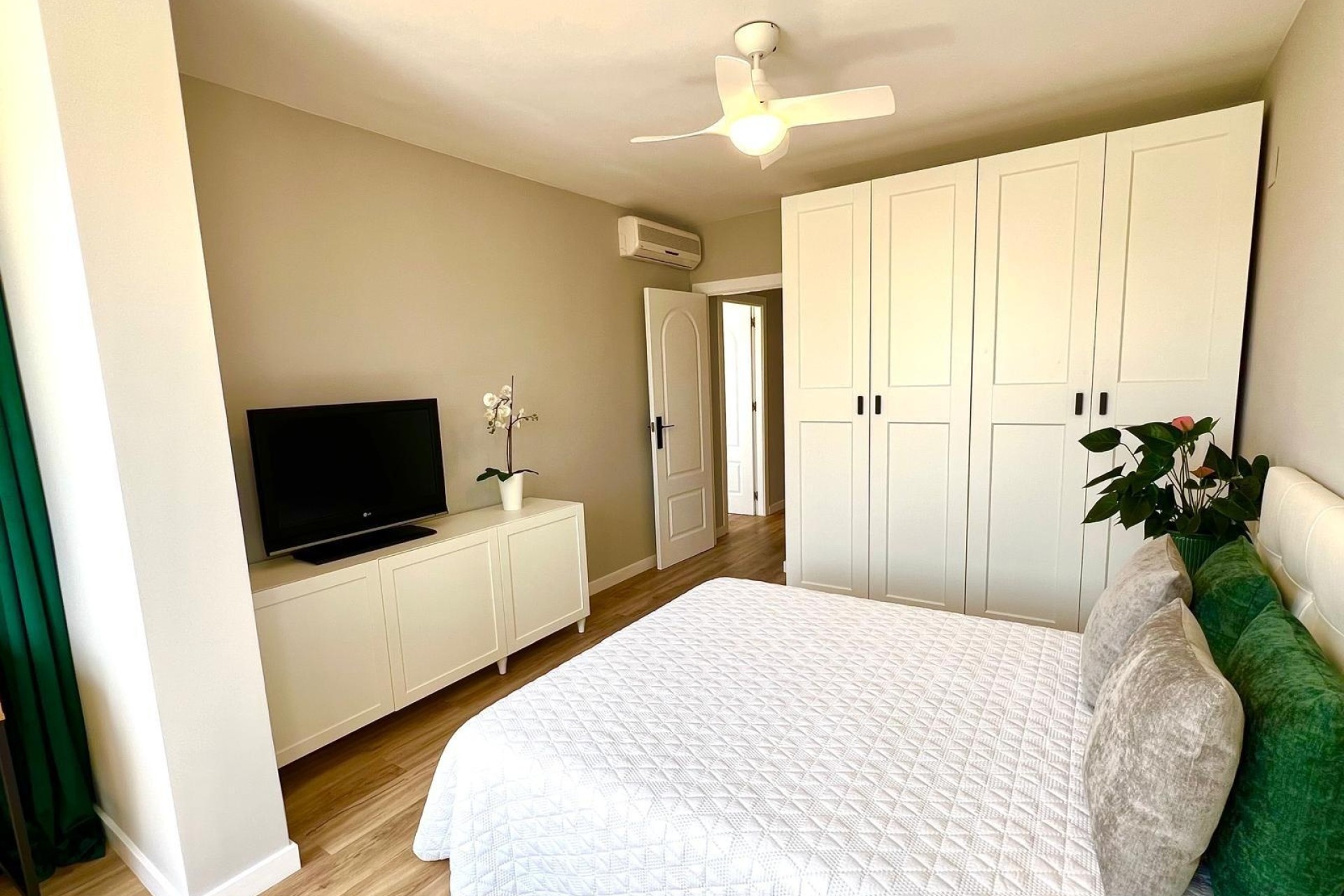Venta - Adosado -
Orihuela - Urbanización Perla del Mar
