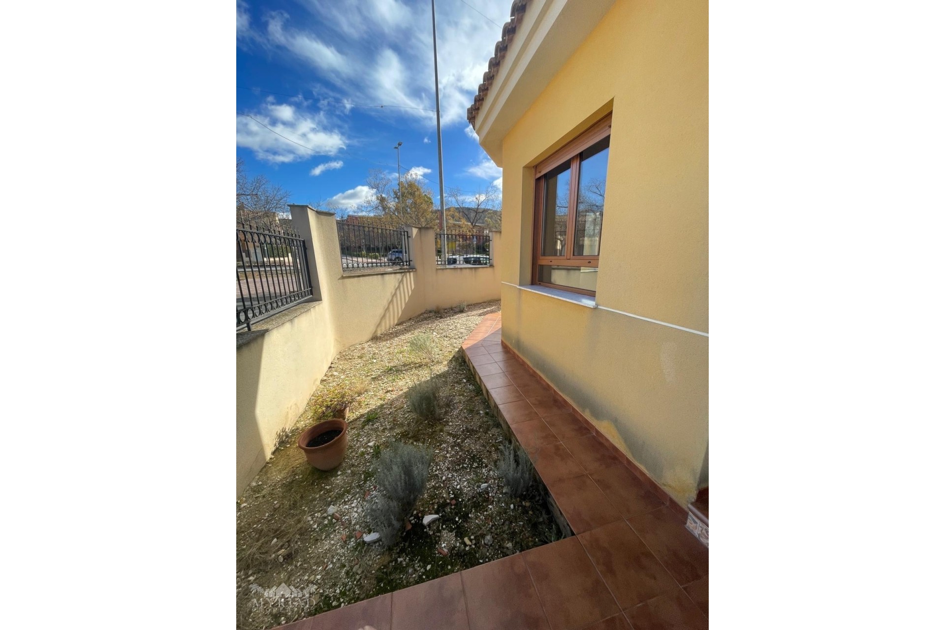 Venta - Adosado -
Pinoso - Pinoso Alicante