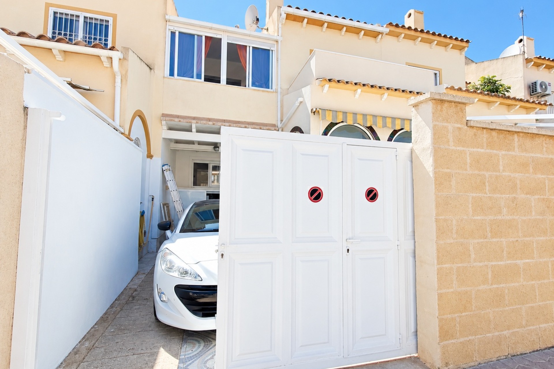 Venta - Adosado -
Playa Flamenca