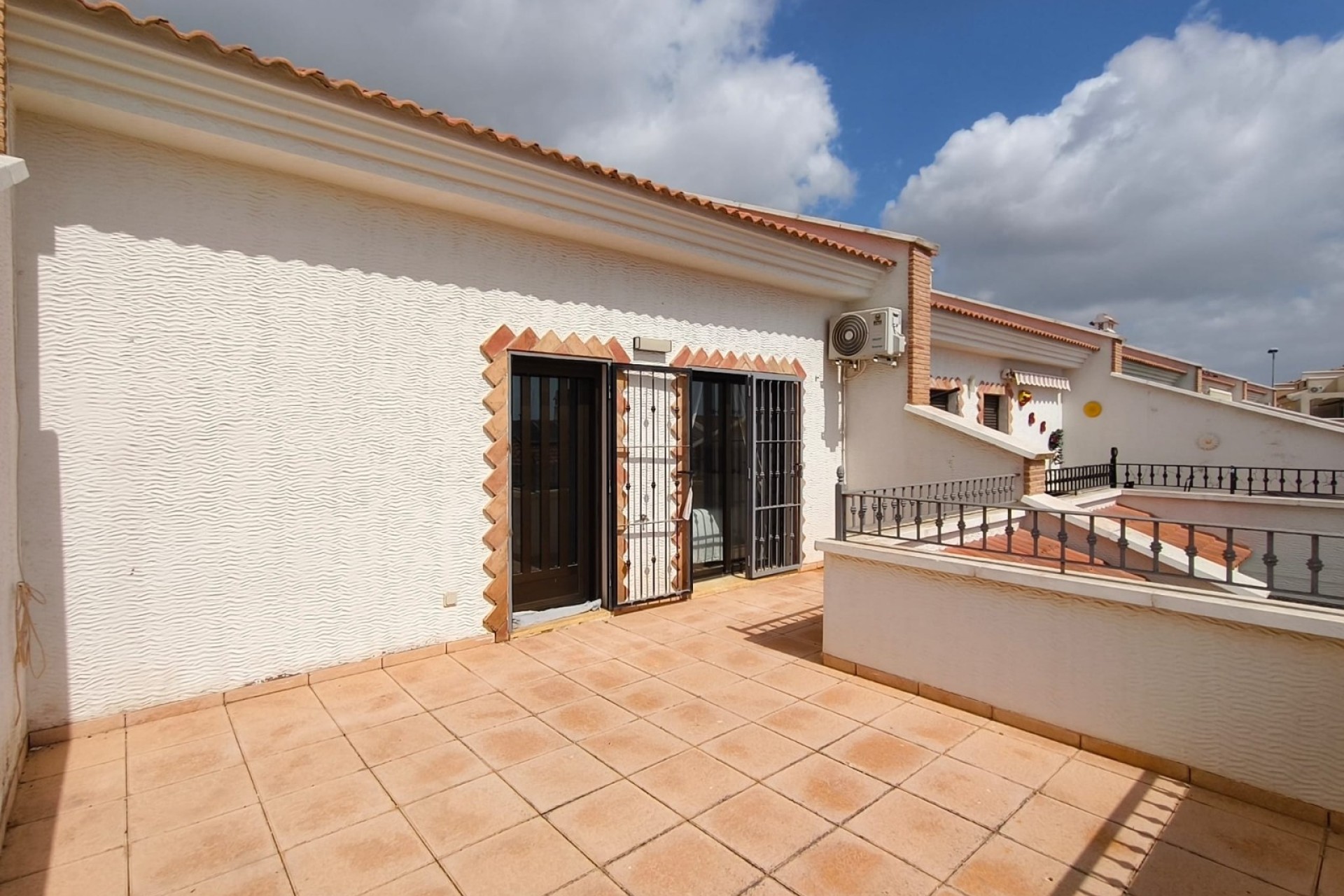 Venta - Adosado -
San Miguel de Salinas